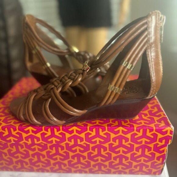 Tory Burch Brown Leather Woven Strappy Small Wedge Sandals Sz 8 - Picture 10 of 10
